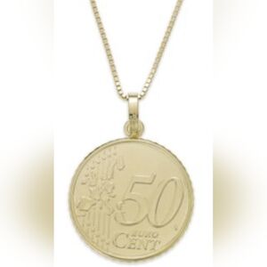 Italy 925 necklace and pendant! Great conversation piece and looks dressy!